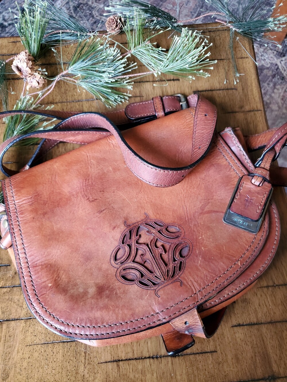 FRYE Ilana Italian Leather Saddle Bag Western Crossbody Unisex